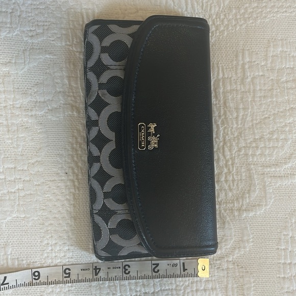 Coach Women's Wallet - Picture 2 of 6